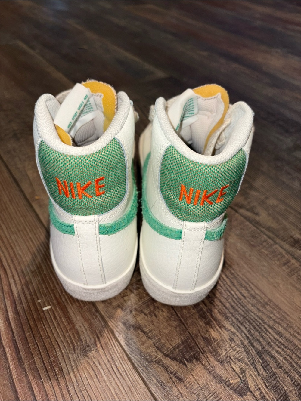 Nike Blazer Mid '77 Vintage Sail Stadium Green FD0759-133 GS Size 6.5Y Woman’s 8 - Picture 3 of 8